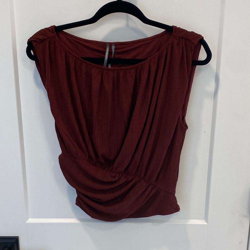Elegant Women's Burgundy Top